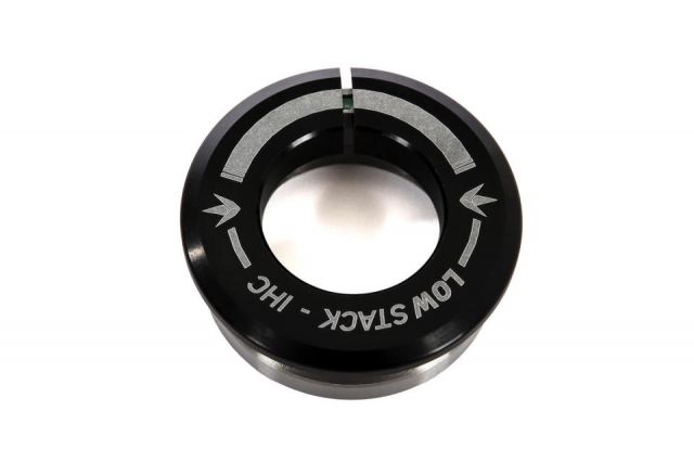 Direccion BLUNT low Negro IHC